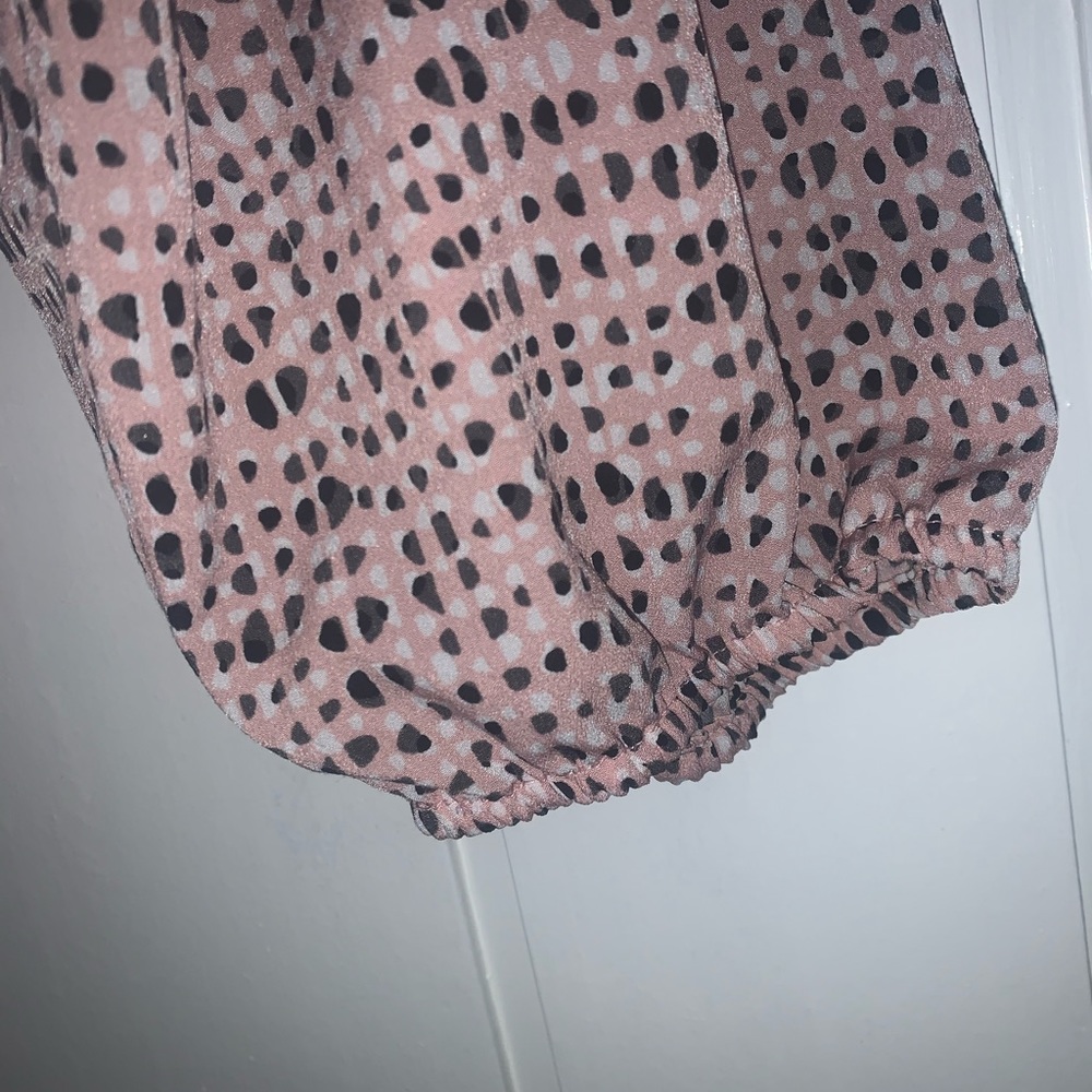 Croft & barrow 2x pink white and black blouse